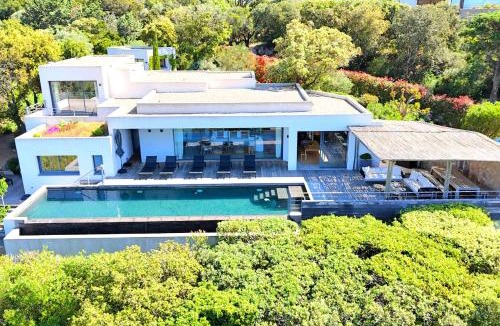 Cala Rossa Villa | Villa Cala Rossa Di Lecci