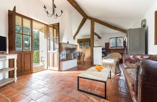 Figari Villa | Villa 'Casa Di Pruno' with Private Pool, Wi-Fi and Air Conditioning