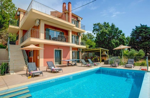 Mousata Villa | Villa Chrissos by Villa Plus