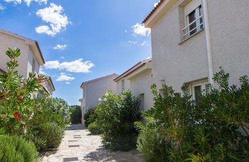 Prunete House | Villa Climatisée T3 Piscine Chauffée Accès Direct à la Plage de Prunete