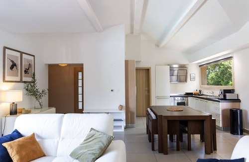 Figari Villa | Villa closed to beaches and mountain with heated pool