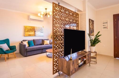 Voladha House | Villa Danai