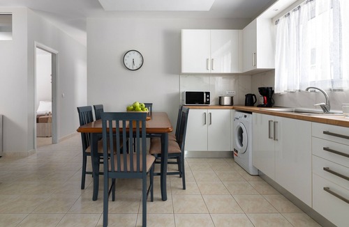 Kremasti Apartment | Villa Divina Luxury Suites