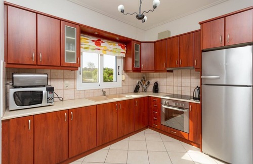 Kokolata Villa | Villa Europe Ena - Two Bedroom Villa, Sleeps 4