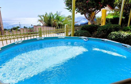 Kropia House | Villa "Eva" - Entire Beachwalk Holiday Home - 4 Seasons & Longer Stays