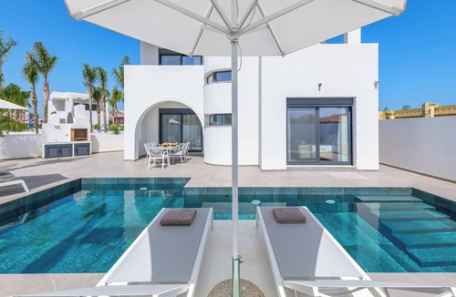 Ialyssos Villa | Villa Evelia - Three Bedroom Villa, Sleeps 6