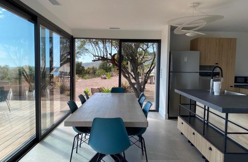 Sagone Villa | Villa haut de gamme avec splendide vue mer et piscine, passage secret à découvrir