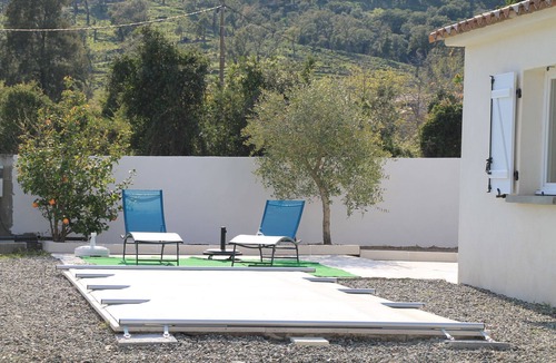 Prunelli-di-Fiumorbo House | Villa ideally located in a peaceful setting between sea and mountains