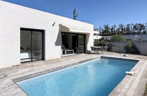 Cala Rossa House | Villa in Cala Rossa with Private Pool and Beach Within Walking Distance