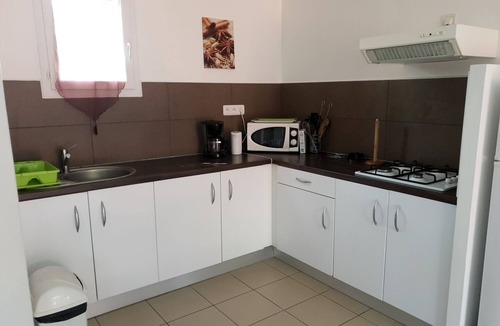 Poggio-Mezzana House | Villa in private seaside residence in shady park.
