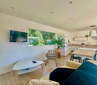 Oletta Villa | VILLA JUWEN