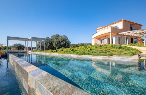 Coti-Chiavari Villa | Villa La Ronde des Soleils