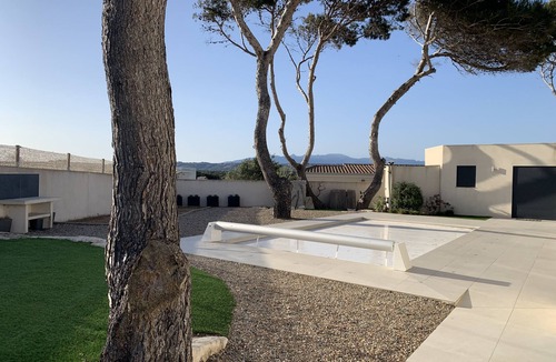 Bonifacio Villa | Villa Laricio friendliness and serenity in Bonifacio