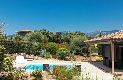 Figari Villa | Villa ' Les chênes lièges " with private pool between sea and mountain