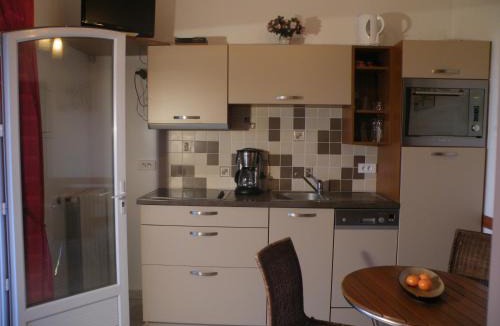 Sagone Apartment | Villa Liamone Studio für 3 Personen , 400 m vom Strand, Pool, Klimaanlage