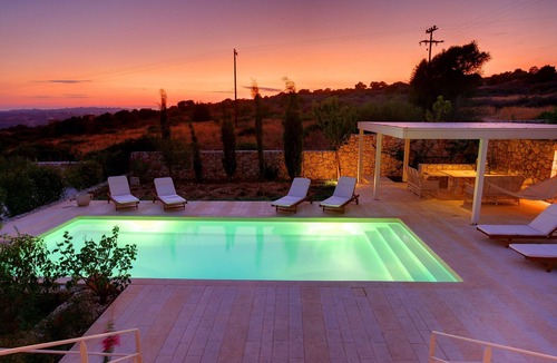 Karavados Villa | Villa 'Linatela Ideales Resort' with Sea View, Wi-Fi and Air Conditioning