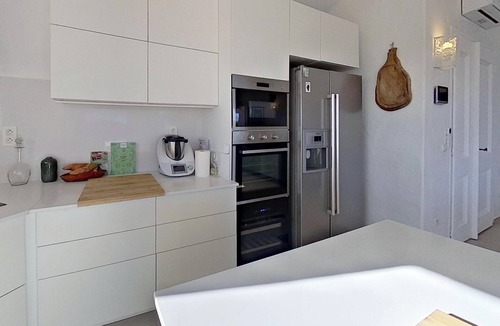 Cirendinu Villa | Villa LORINADU panoramic sea view and beach within walking distance (800m)