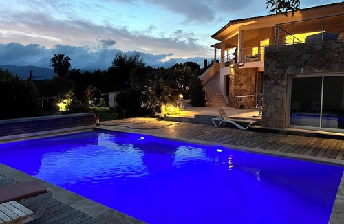 Cirendinu Villa | Villa LORINADU panoramic sea view and beach within walking distance (800m)
