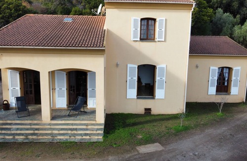 Santa-Lucia-di-Moriani Villa | Villa Marie Ange, 6 Personnes Entre Mer et Montagne