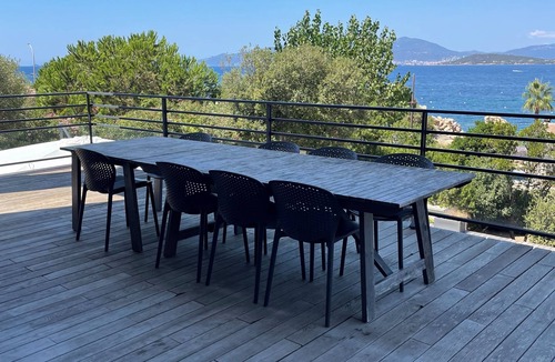 Verghia Villa | VILLA Mare é Sole. Sea view. Beach walk 50m with infinity pool