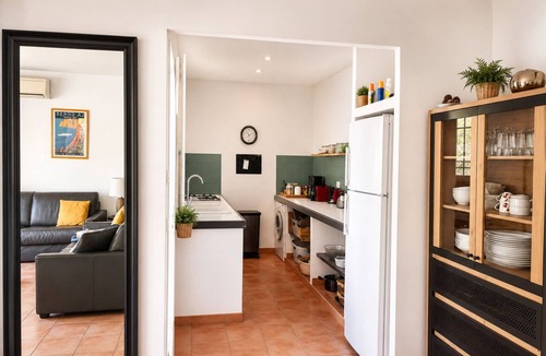 Cala Rossa Villa | Villa Marina Rossa - walking distance from the beach