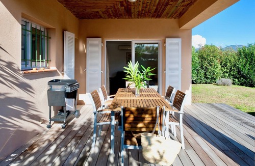 Cala Rossa Villa | Villa Marina Rossa - walking distance from the beach