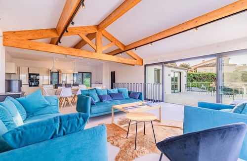 Molini House | Villa MIMOSA - 4 Bedrooms, Pool, Close to the Beach