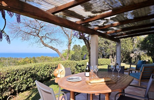 Cervione House | Villa mit Meerblick U Castagnu in geschützter Natur by Interhome