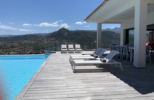 L'Ile-Rousse House | Villa of 300m2, 5 Bedrooms, Heated swimming pool, Sea view, classified 5 *