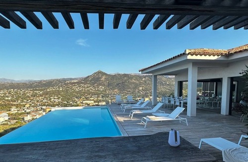 L'Ile-Rousse House | Villa of 300m2, 5 Bedrooms, Heated swimming pool, Sea view, classified 5 *