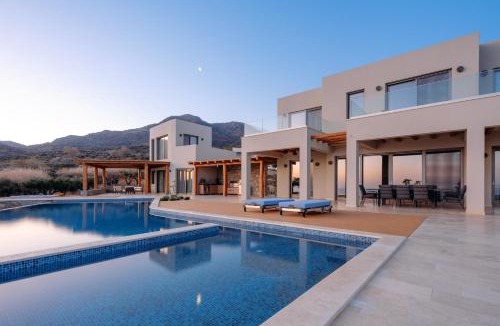 Pefki Villa | Villa Paradiso