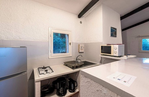 Santa Giulia Villa | Villa "Pinarello" 35m²-2/4 pers, Rondinara, Bonifacio