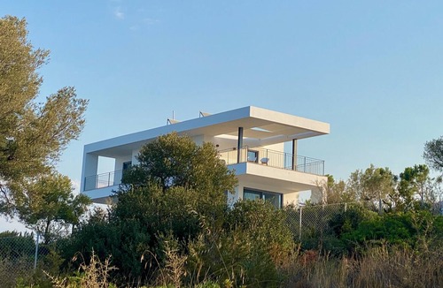 Evgiros Villa | VILLA PINEA - Newly built modern villa few minutes from the beach -