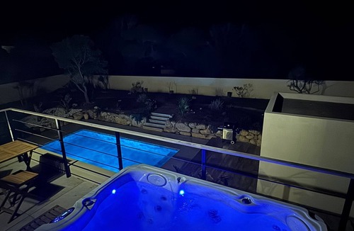 Lozari Apartment | Villa pool jacuzzi
