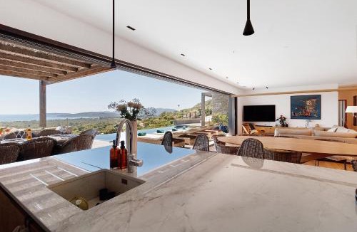 Sainte-Lucie-de-Porto-Vecchio House | Villa Schena Villata