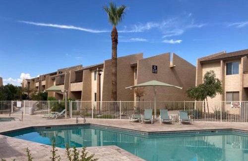 Woodland Springs Apartment | Villa Sunrise condo