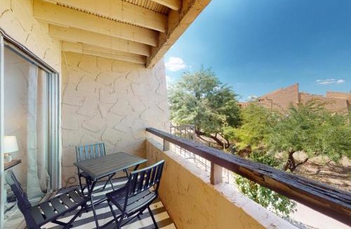 Woodland Springs Apartment | Villa Sunrise condo