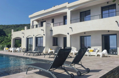 Tomino House | Villa with direct sea access in Cap Corse