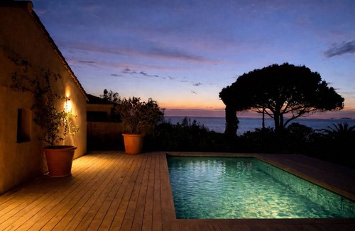 Portigliolo Villa | Villa with sea view, swimming pool and beach access on foot