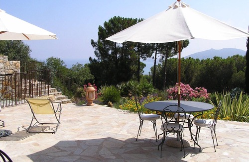 Marine de Davia Villa | Villa with terrace and sea view 7min walk from the beach