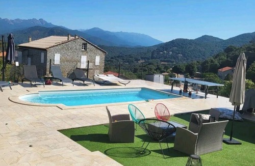 Moca-Croce House | Village House with Heated Pool: Casa Santa