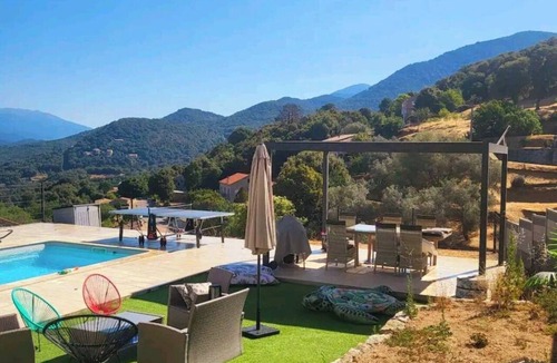 Moca-Croce House | Village House with Heated Pool: Casa Santa