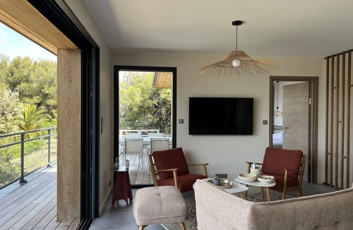 Pietrosella Villa | Villas Agosta - Acantha - sea view 50 m from the beach, new and luxurious