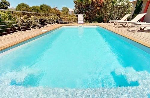 Lecci Villa | Villas CALA CORSA - 3 chambres piscine partagée chauffée - CALA ROSSA Porto-Vecchio - Villas entièrement Climatisées - Internet gratuit