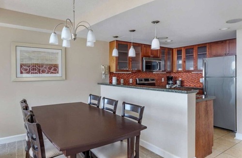 Northeast Virginia Beach Villa | Virginia Beach | Oceanfront Living | Pool & Beach | 2BR Suite