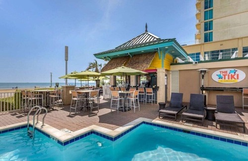 Northeast Virginia Beach Villa | Virginia Beach | Oceanfront Escape | Resort Pool & Beach