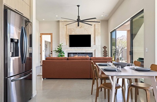 Panorama Heights House | Vista B at Panorama Villas by Fieldtrip - Luxury 2br w Pool and Views