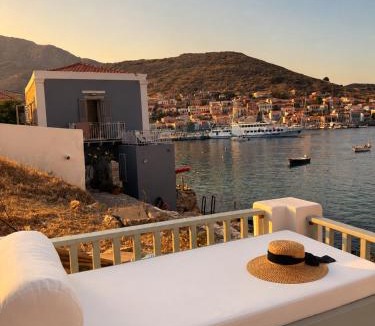 Halki House | VOUTAKIA RETREAT Seafront Villa