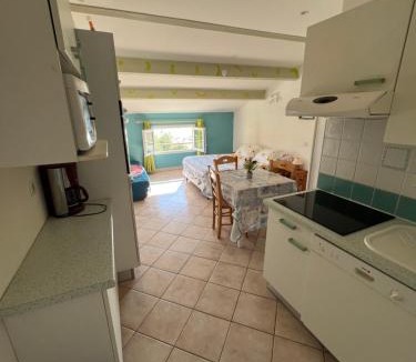 Farinole Apartment | vue mer Studio 2/3 pers 1 bed + 1 cot