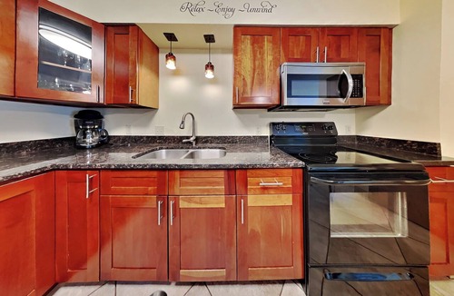 Put-in-Bay Condo | Wake, Swim, Repeat—Poolview Fun | 8 ppl | C4